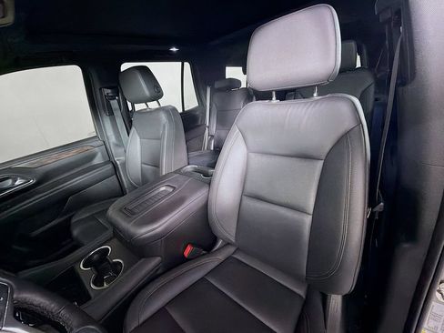 Used 2022 Chevrolet Tahoe Z71 AWD/4WD image 12