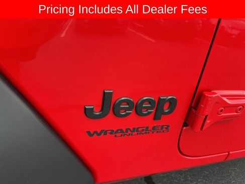 Used 2022 Jeep Wrangler Unlimited Sport AWD/4WD image 2