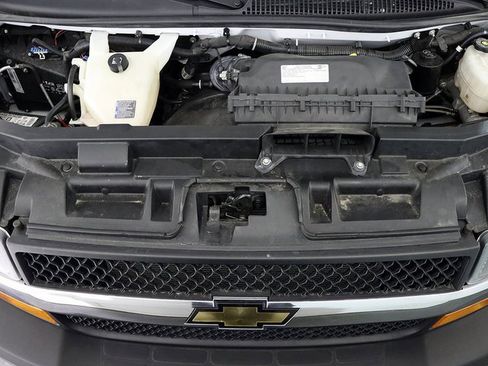 Used 2024 Chevrolet Express 2500 w/ Driver Convenience Package image 31