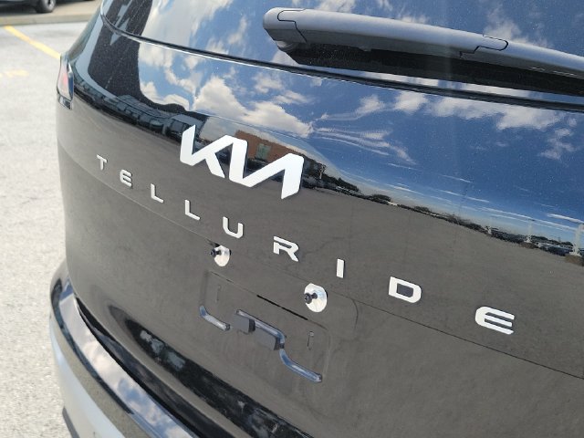 Certified 2024 Kia Telluride SX Prestige AWD/4WD image 5