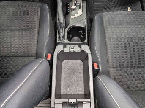 Used 2016 Toyota RAV4 XLE image 21