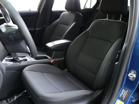 Used 2018 Chevrolet Cruze LT w/ Convenience Package FWD image 20