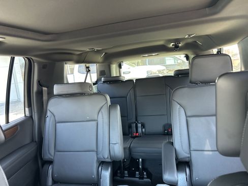 New 2026 GMC Yukon XL Denali w/ Denali Reserve Package image 15