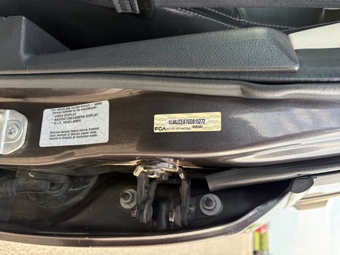 Used 2016 Jeep Compass High Altitude FWD image 42