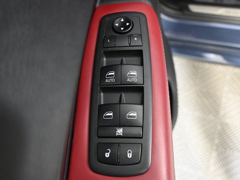 Used 2021 Dodge Durango R/T w/ Blacktop Package image 20