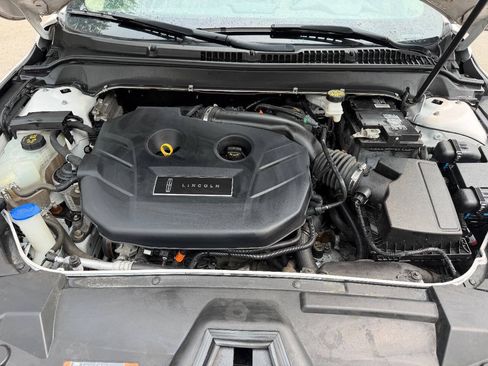 Used 2020 Lincoln MKZ AWD w/ Convenience Package image 8