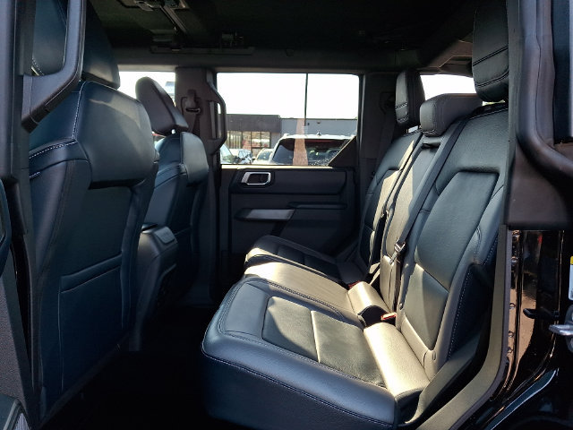 Used 2023 Ford Bronco Outer Banks AWD/4WD image 11