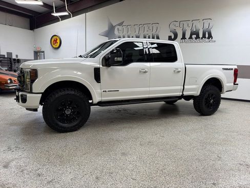 Used 2020 Ford F250 Lariat AWD/4WD image 2