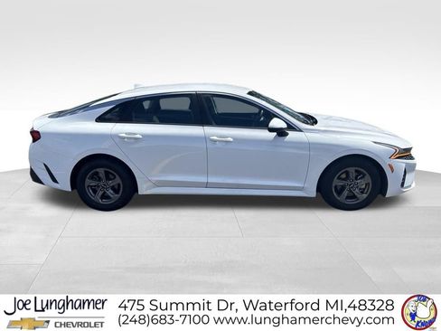 Used 2021 Kia K5 LX FWD image 2