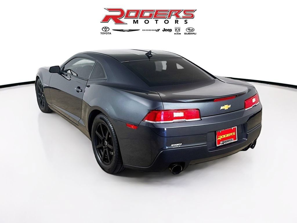 Used 2015 Chevrolet Camaro LS RWD image 6