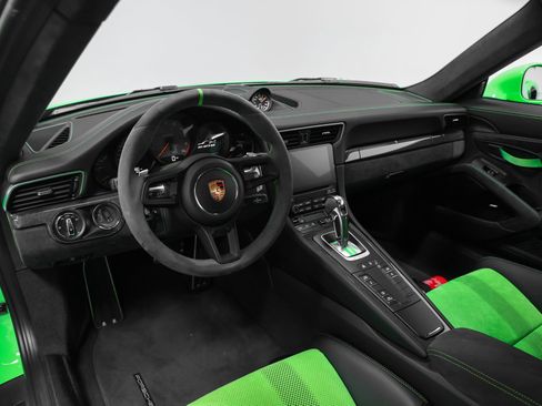 Certified 2019 Porsche 911 GT3 RS RWD image 4