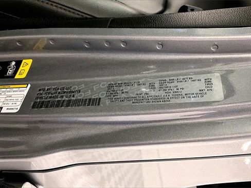 Used 2021 Jeep Wrangler Unlimited Sahara image 36