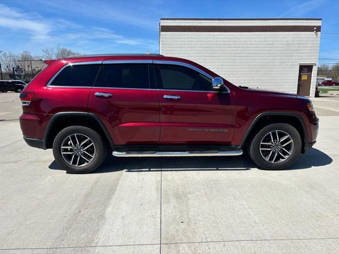 Used 2020 Jeep Grand Cherokee Limited AWD/4WD image 6