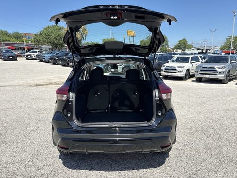 Used 2025 Nissan Kicks Play S FWD image 20