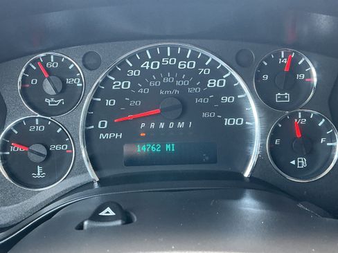 Used 2022 Chevrolet Express 2500 w/ Driver Convenience Package RWD image 13