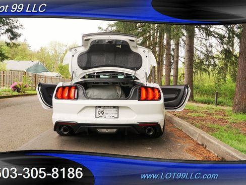 Used 2018 Ford Mustang GT w/ Equipment Group 301A image 29