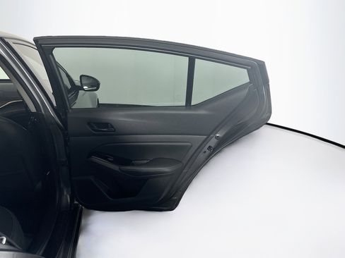 Used 2023 Nissan Altima 2.5 SV FWD image 28