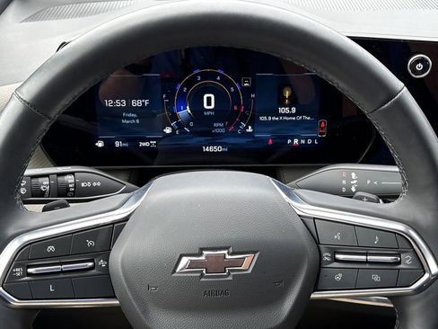 Certified 2025 Chevrolet Equinox LT w/ Convenience Package II image 21