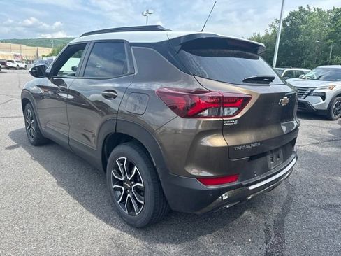 Used 2022 Chevrolet TrailBlazer ACTIV w/ Sun and Liftgate Package FWD image 7