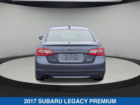 Used 2017 Subaru Legacy 2.5i Premium image 5