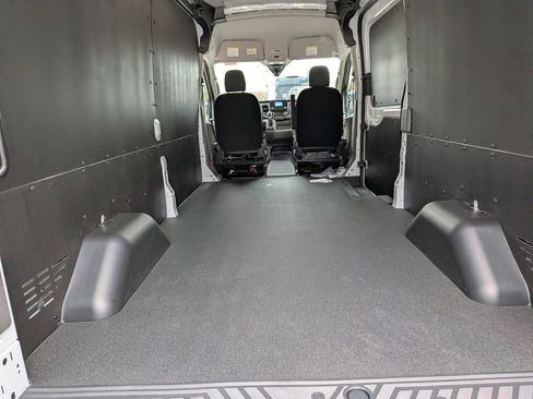 New 2025 Ford Transit 250 148 Medium Roof Extended AWD w/ Load Area Protection Package image 25