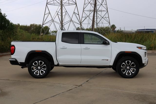 Used 2024 GMC Canyon AT4 w/ Canyon Safety Plus Package AWD/4WD image 9
