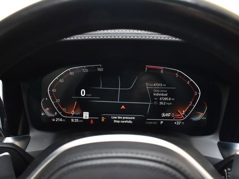 Used 2021 BMW 330i w/ M Sport Package image 33