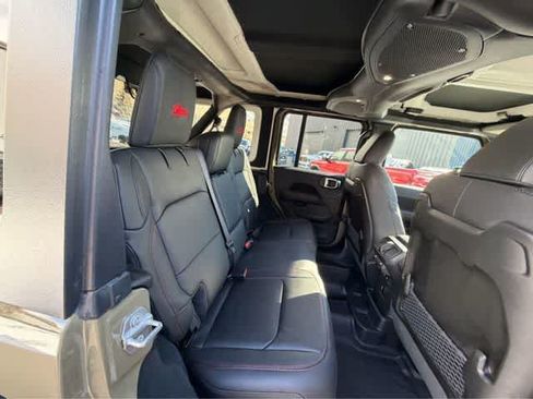 New 2025 Jeep Wrangler Unlimited Rubicon w/ Convenience Group AWD/4WD image 23