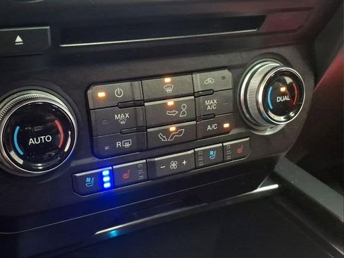 Certified 2018 Ford F150 Lariat w/ Equipment Group 502A Luxury AWD/4WD image 11