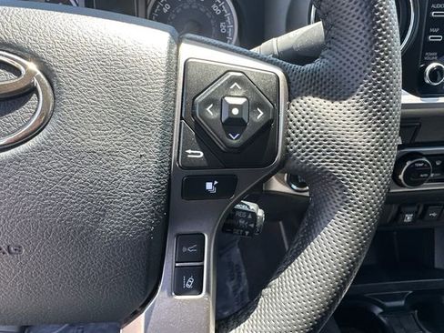 Used 2023 Toyota Tacoma SR5 AWD/4WD image 32