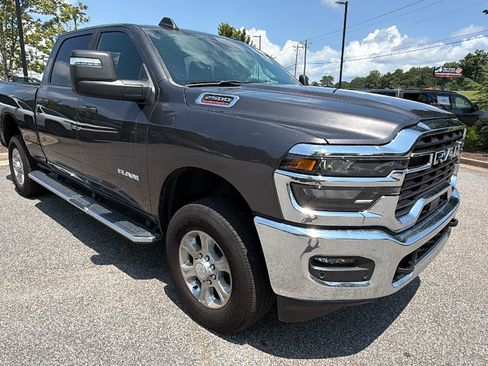 Used 2026 RAM 2500 Big Horn AWD/4WD image 5
