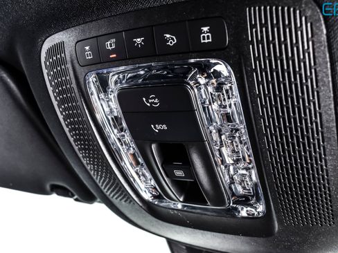 Used 2025 Mercedes-Benz GLS 450 4MATIC image 29