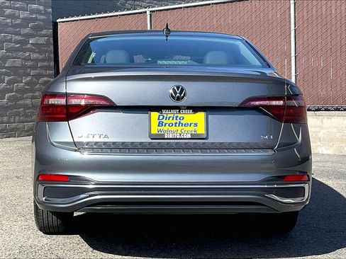 Certified 2023 Volkswagen Jetta SEL FWD image 3