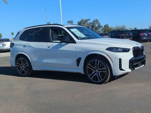 New 2026 BMW X5 M60i image 4