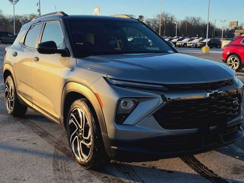 Used 2024 Chevrolet TrailBlazer RS w/ Convenience Package image 8