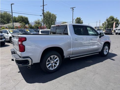 Used 2019 Chevrolet Silverado 1500 LTZ w/ LTZ Premium Package RWD image 14