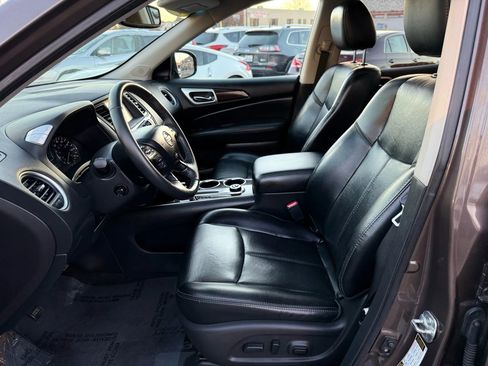 Used 2015 Nissan Pathfinder Platinum image 12