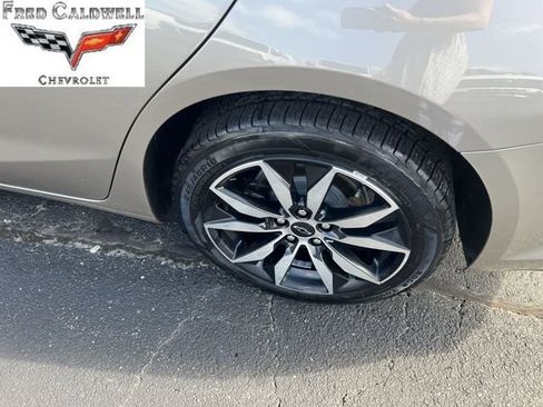 Used 2024 Chevrolet Malibu RS w/ LPO, Floor Liner Package FWD image 38