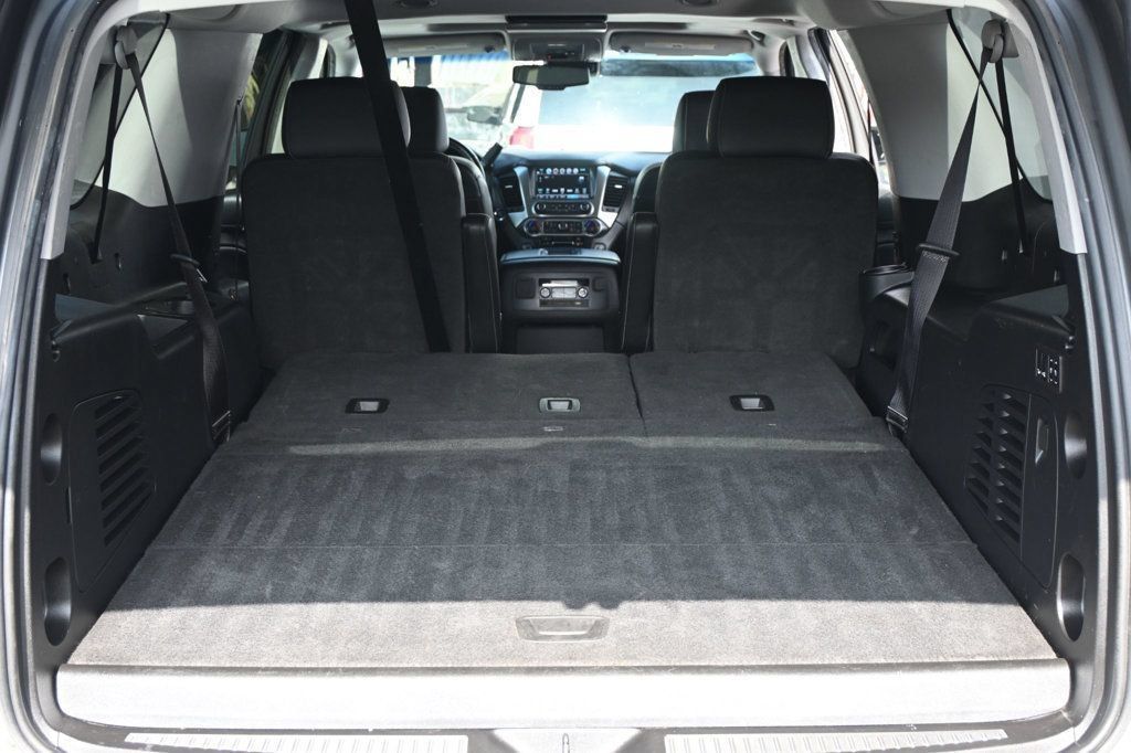 Used 2018 Chevrolet Suburban Premier AWD/4WD image 24