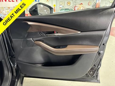 Used 2022 MAZDA CX-30 AWD 2.5 S w/ Premium Package image 41