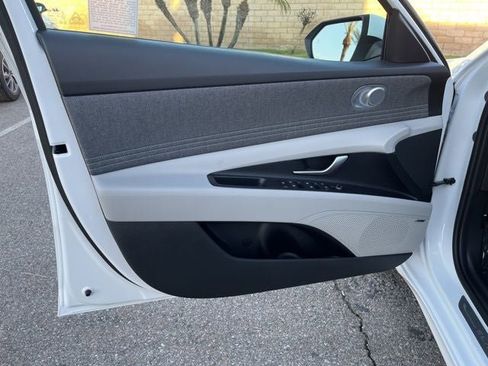 New 2026 Hyundai Elantra Limited image 13