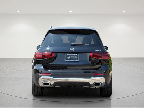 Certified 2024 Mercedes-Benz GLB 250 4MATIC image 4