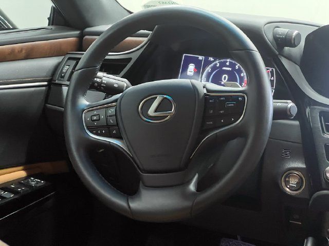Certified 2025 Lexus ES 350 w/ Premium Package FWD image 15