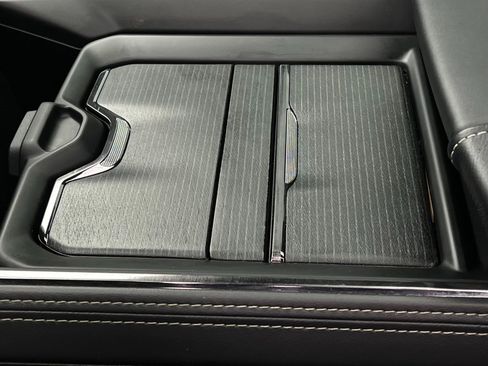 Used 2023 RAM 3500 Limited image 30