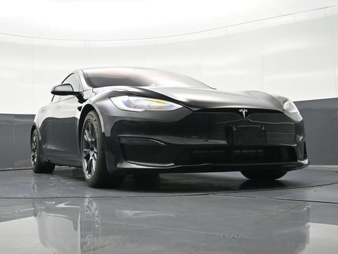 Used 2022 Tesla Model S AWD/4WD image 28