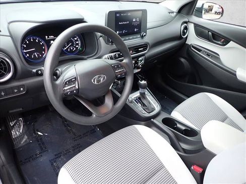 Used 2022 Hyundai Kona SE AWD/4WD image 10