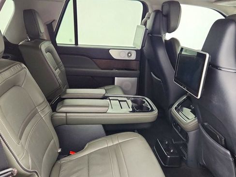 Used 2024 Lincoln Navigator Black Label AWD/4WD image 25