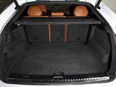 Used 2020 Lamborghini Urus image 37