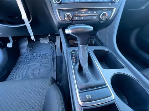 Used 2018 Kia Optima LX image 20