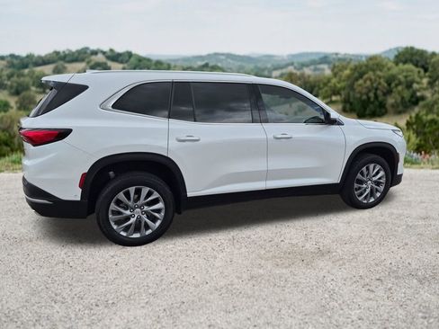 Used 2025 Buick Enclave Preferred w/ Super Cruise Package FWD image 11